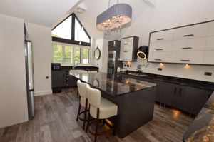 Kitchen- click for photo gallery